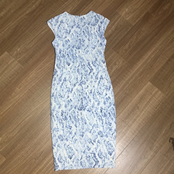 DKNY dress size 2 - Picture 6 of 10